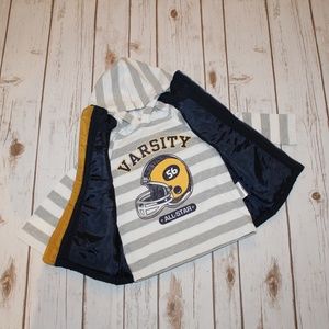 Varsity Puffer vest w/hooded long sleeve shirt